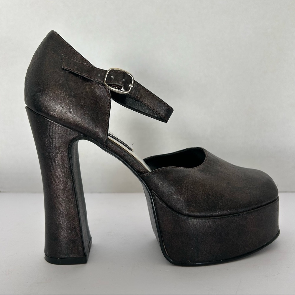 VTG Chunky 90s Mary Jane Platforms, 9.5, Dark Floral, Grunge Whimsigoth Baby